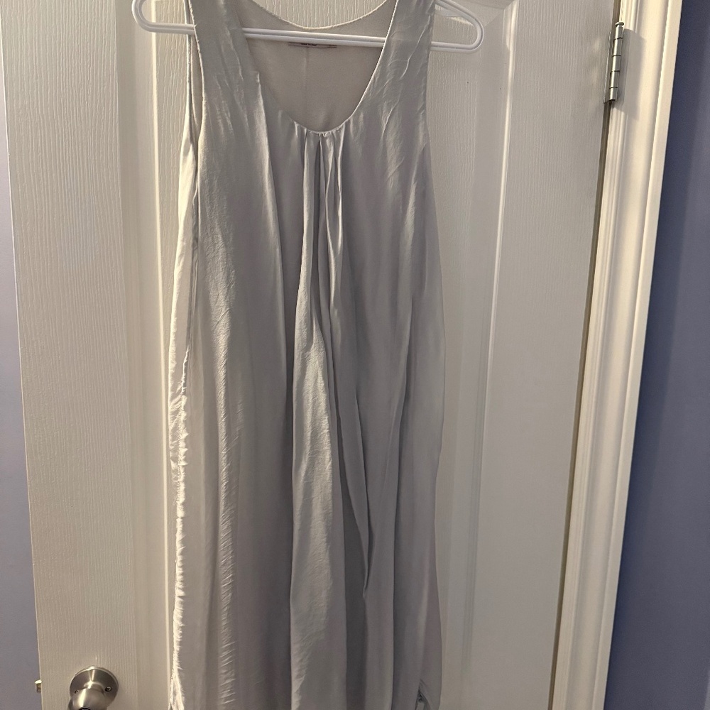 ❤️Grey silky dress ❤️
